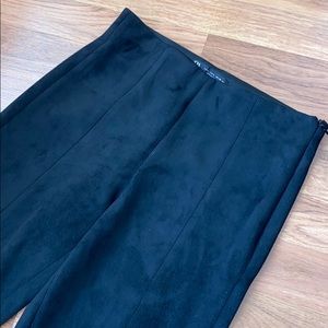 Zara black faux suede skinny pants, side zip small